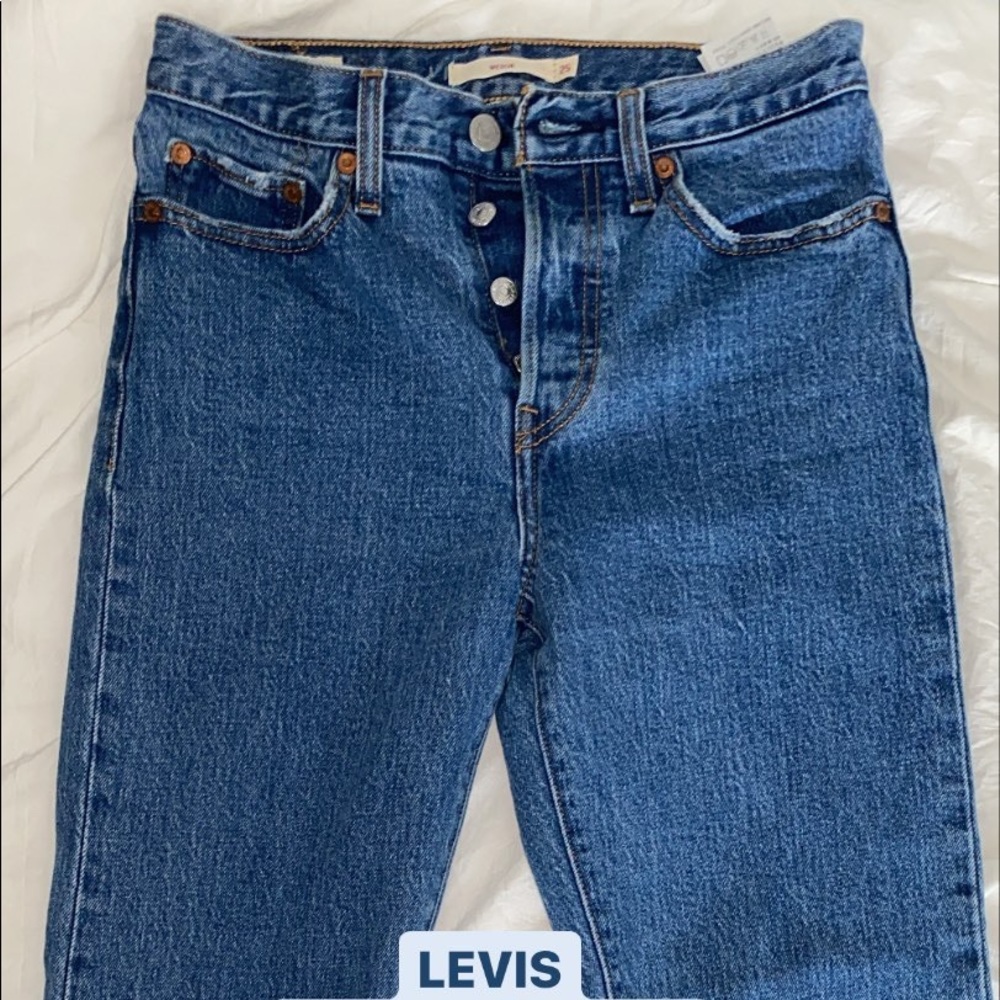 Levi’s Straight Leg Jeans